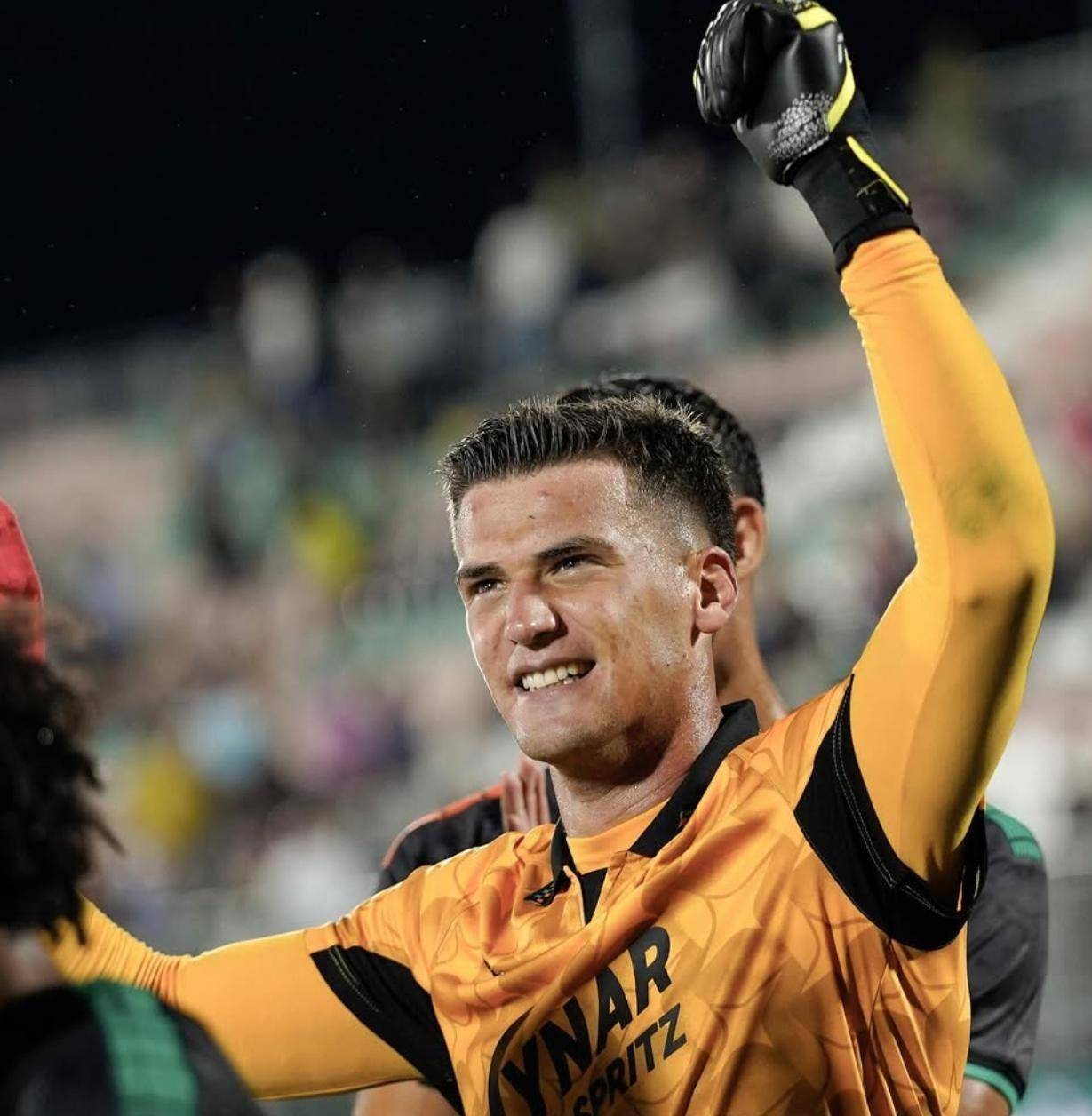 国米神操作：950万卖掉新星，14个月身价翻13倍却淡定不回购